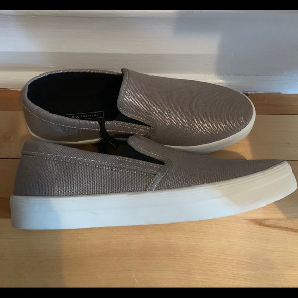 ZARA GREY GLITTER SHOE - Picture 2 of 5